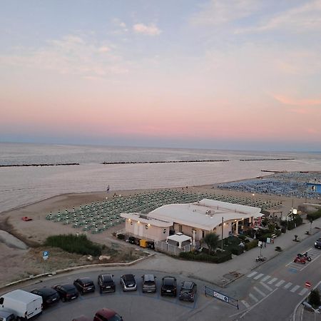 Attico Fronte Mare Apartment มาร์ตินซิกูโร ภายนอก รูปภาพ