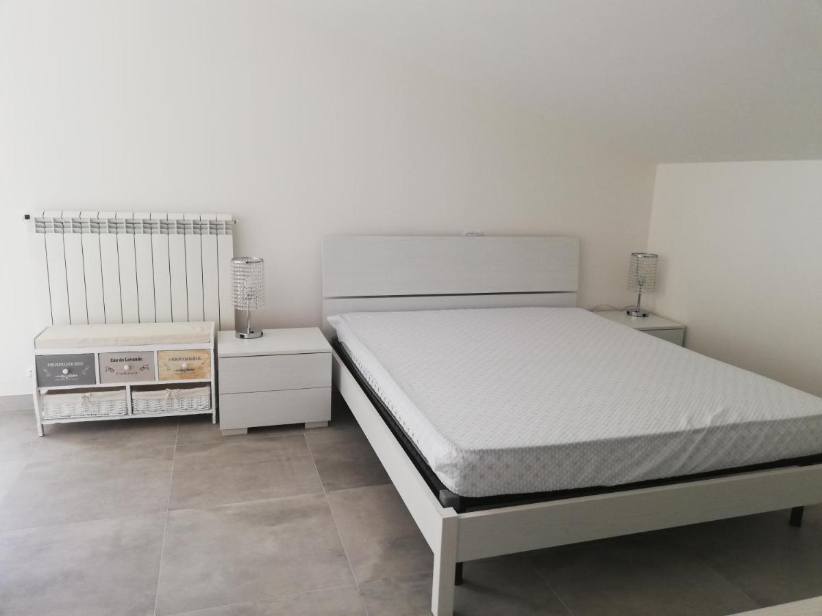 Attico Fronte Mare Apartment มาร์ตินซิกูโร ภายนอก รูปภาพ