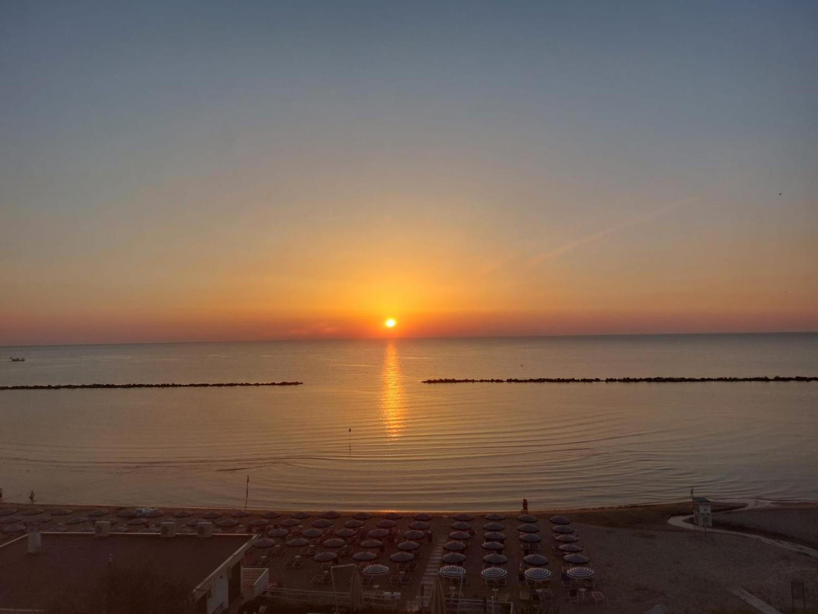 Attico Fronte Mare Apartment มาร์ตินซิกูโร ภายนอก รูปภาพ