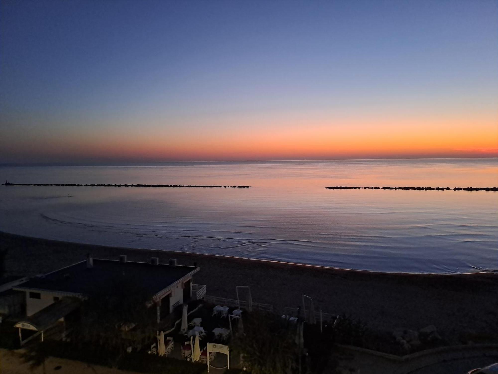 Attico Fronte Mare Apartment มาร์ตินซิกูโร ภายนอก รูปภาพ